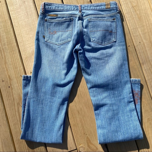 SWITCH USA | Heaven Low Rise Flare Embroidered Denim Jeans 28 - Picture 6 of 8